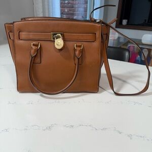 Michael Kors Classic Tan handbag with Gold Accents